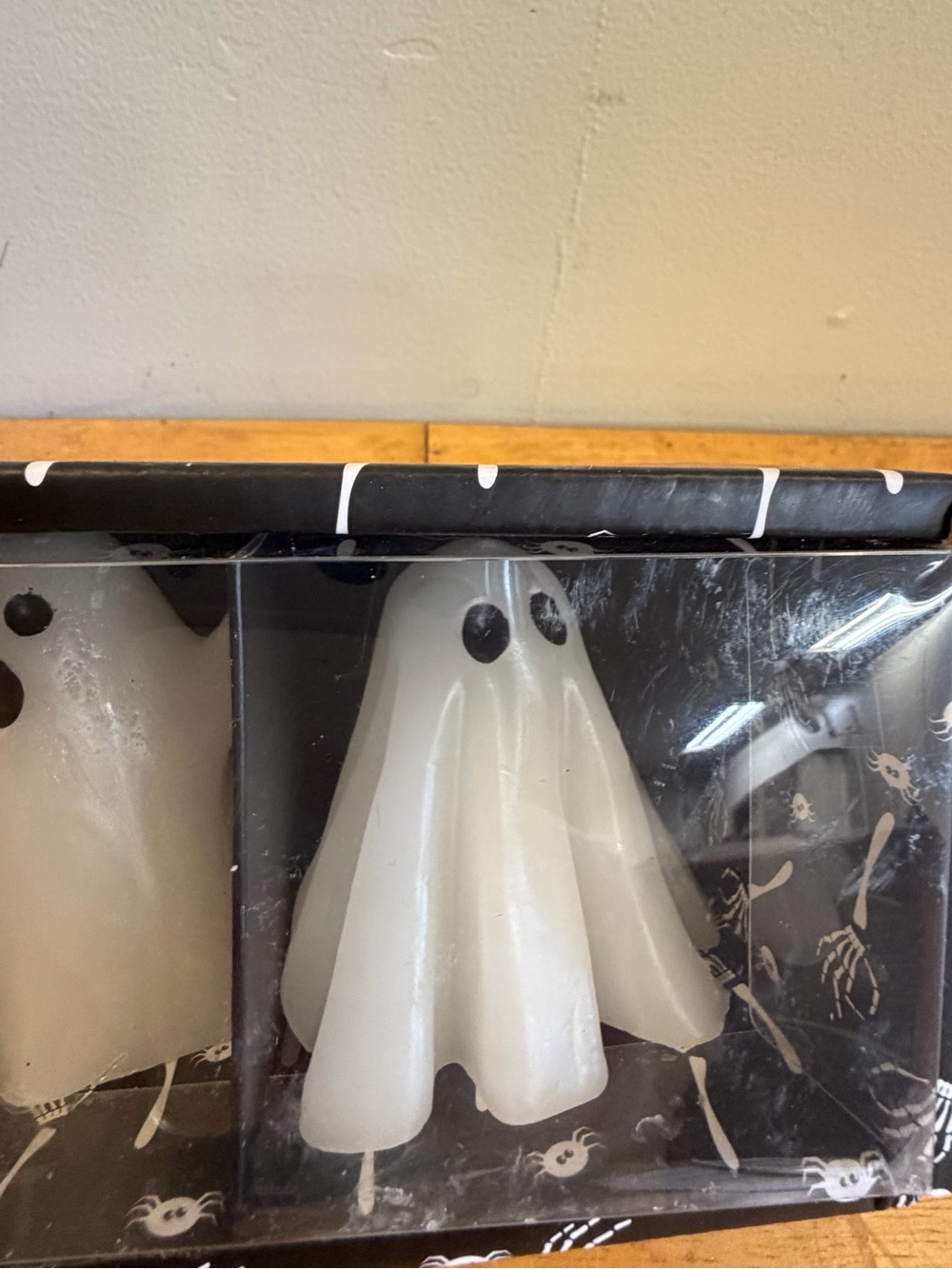 NEW Three Pack 3 Inch Ghost Candle Set - Picture 3 of 5